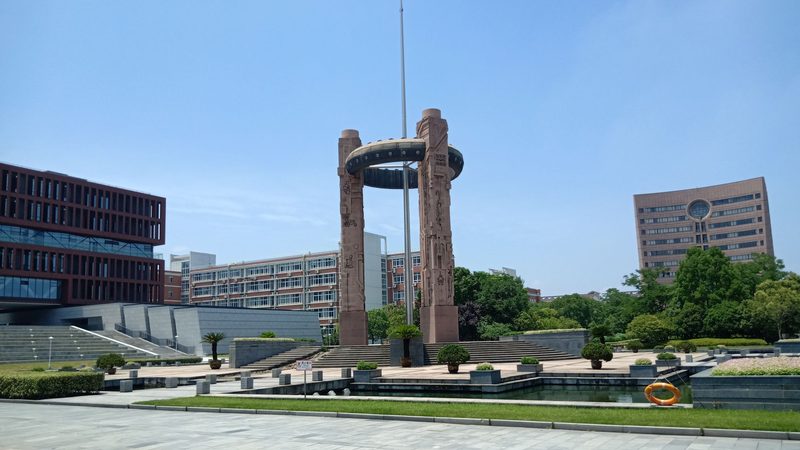 成都电子元件批发市场：开关电源配件的选购要点揭秘