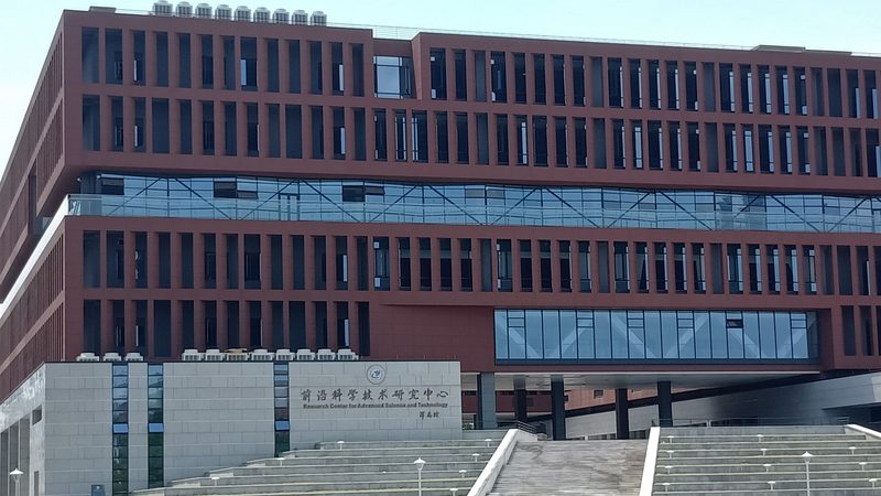 设备参数揭秘：电子科技公司如何解读这些数字**