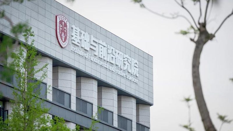 电解电容耐温度等级分类：揭秘电子设备的心脏守护者