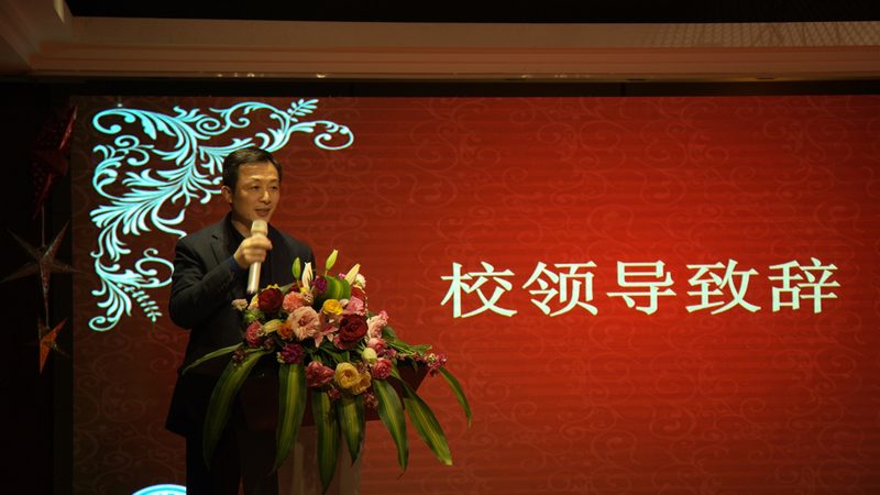 定制电子产品，材质选择有门道**